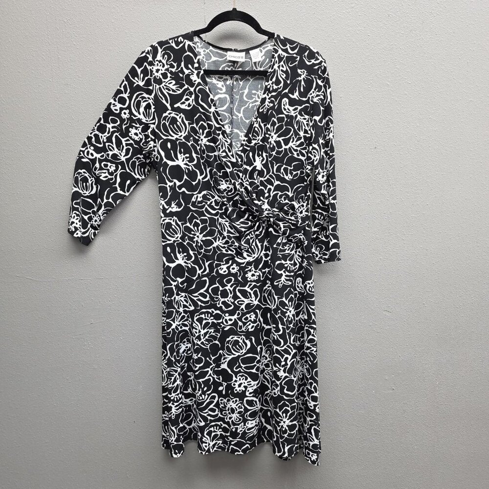 Chicos Dress Womens Size 2 Black White Floral Wrap Knot Front Knit USA